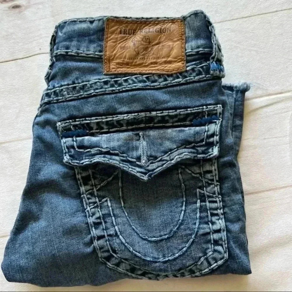 True Religion Men Ricky Straight Flap Super T Relaxed Cut Off Denim shor… - Picture 15 of 15